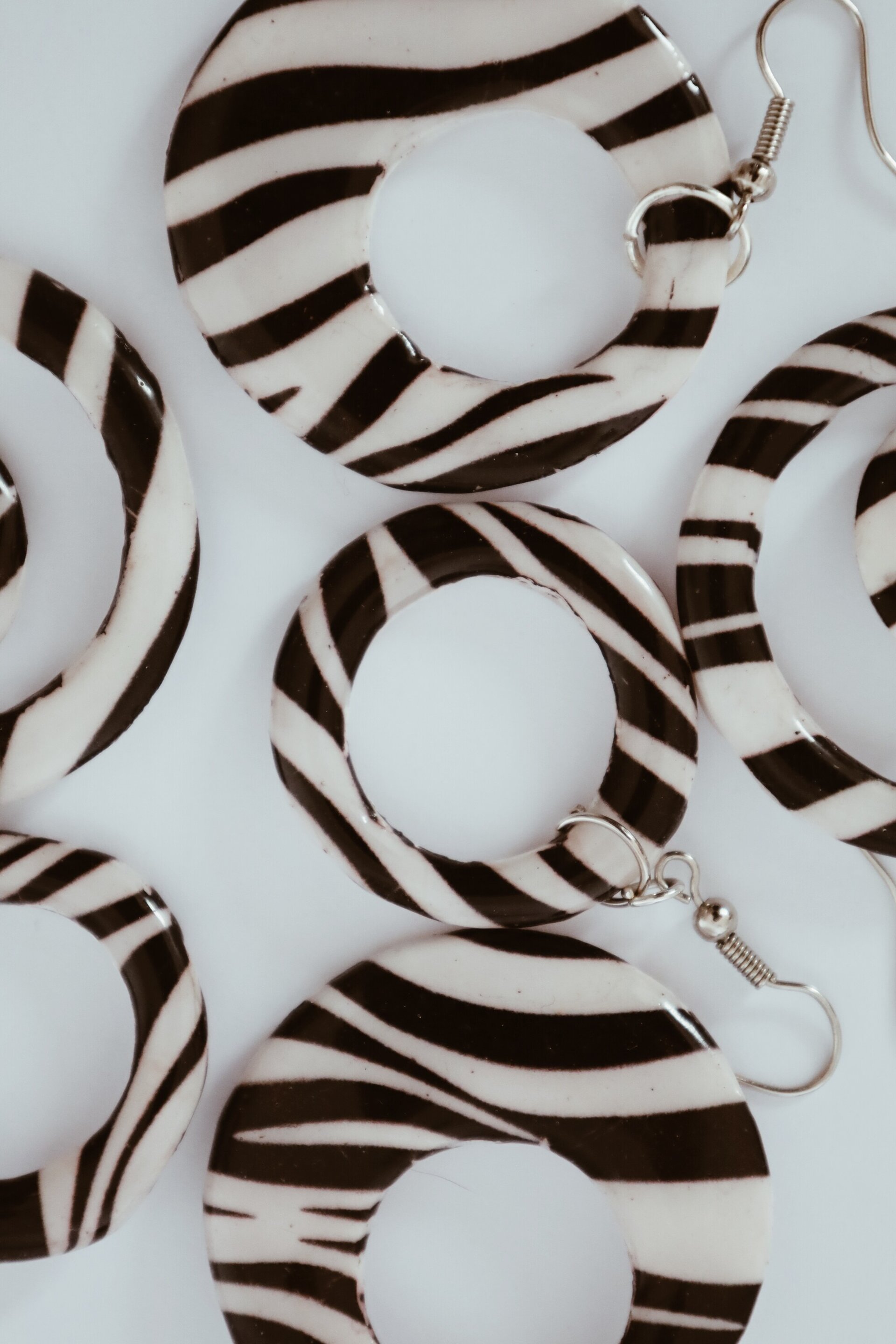 Arete hueco animal print - 3