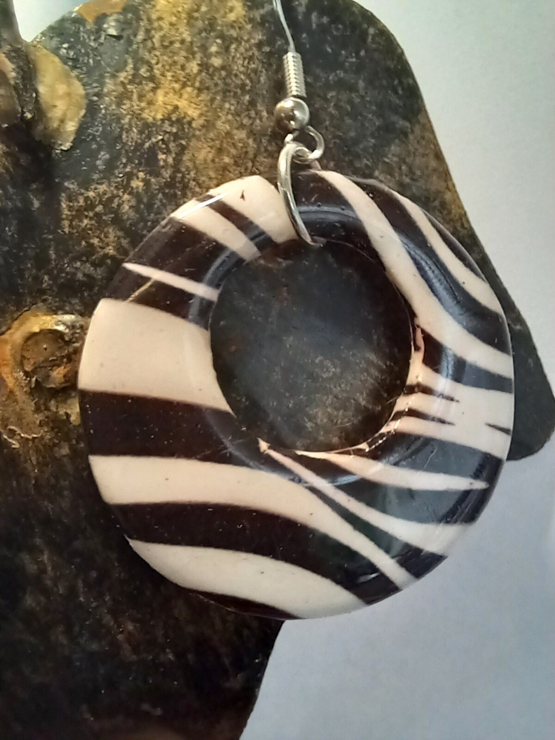 Arete hueco animal print - 8